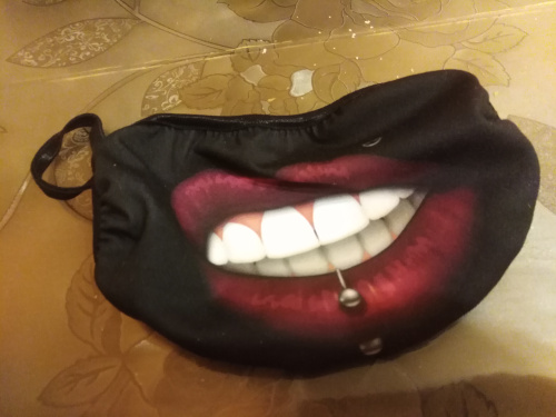 Тканевые маски с готовым дизайном